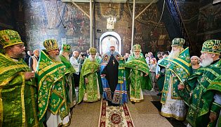 В день тезоименитства главы Чувашской митрополии управляющий Алатырской епархией сослужил за Божественной литургией в Введенском кафедральном соборе города Чебоксары митрополиту Чебоксарскому и Чувашскому Савватию
