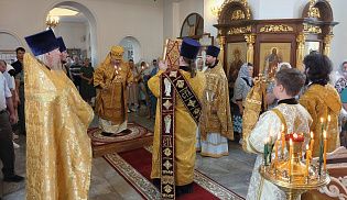 Управляющий Алатырской епархией в праздник пророка Божия Илии овершил Божественную Литургию в в кафедральном храме в честь Иверской иконы Божией Матери города Алатырь