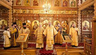 Управляющий Алатырской епархией в Неделю 20-ю по Пятидесятнице сослужил за Божественной Литургией митрополиту Чебоксарскому и Чувашскому Савватию в Александро-Невском монастыре п/о Кюрегаси