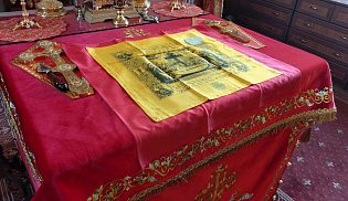 Управляющий Алатырской епархией в праздник Архангела Михаила и прочих Небесных Сил бесплотных совершил Божественную Литургию в кафедральном храме в честь Иверской иконы Божией Матери города Алатырь