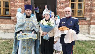 Епископ Алатырский и Порецкий Феодосий в праздник Казанской иконы Божией Матери возглавил Престольные торжества в Казанском храме города Алатыря