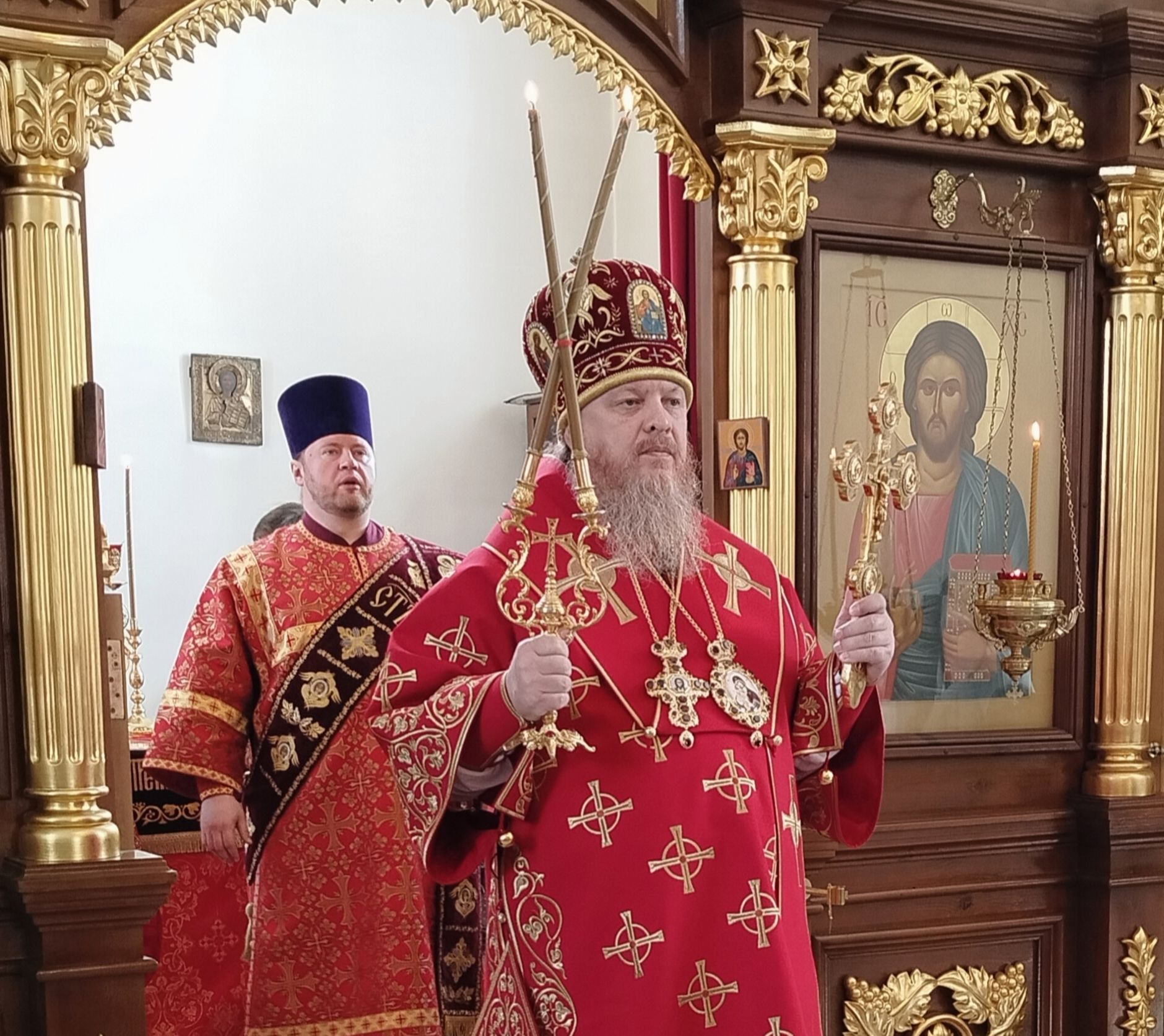Управляющий Алатырской епархией в Неделю о самаряныне совершил Божественную Литургию в кафедральном храме в честь Иверской иконы Божией Матери города Алатырь Управляющий Алатырской епархией в Неделю о самаряныне совершил Божественную Литургию в кафедральном храме в честь Иверской иконы Божией Матери города Алатырь