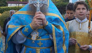 В праздник Рождества Пресвятой Владычицы нашей Богородицы и Приснодевы Марии епископ Алатырский и Порецкий Феодор совершил Божественную Литургию в храме Рождества Пресвятой Богородицы г. Алатырь