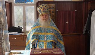 В праздник Рождества Пресвятой Владычицы нашей Богородицы и Приснодевы Марии епископ Алатырский и Порецкий Феодор совершил Божественную Литургию в храме Рождества Пресвятой Богородицы г. Алатырь