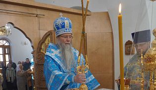 4 ноября 2023 г., в праздник Казанской иконы Божией Матери Преосвященнейший Феодор, епископ Алатырский и Порецкий, совершил Божественную Литургию в храме в честь иконы Божией Матери Казанская г. Алатырь