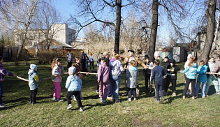 Пасхальные гуляния в Алатыре в 2023 году прошли по благословению епископа Алатырского и Порецкого Феодора