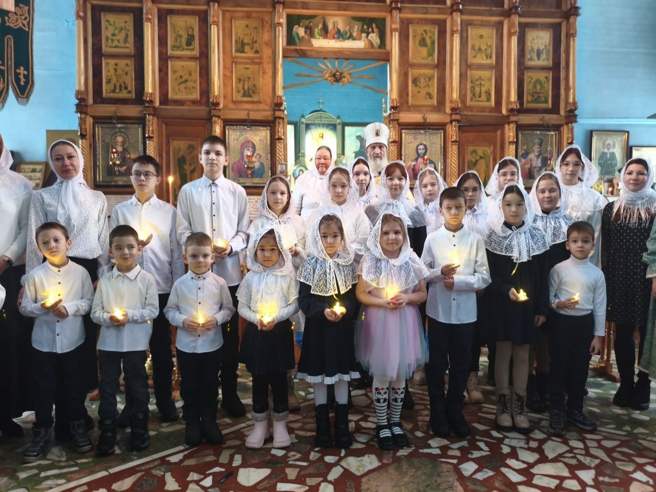Рождественское поздравление воспитанников Воскресной школы при храме святителя Николая Чудотворца поселка Ибреси