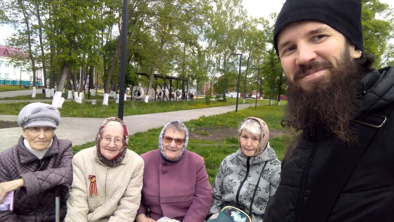 Уличная миссия в парке Ветеранов города Алатырь Уличная миссия в парке Ветеранов города Алатырь