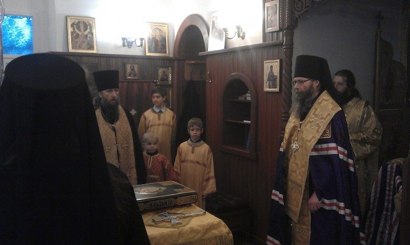 Архиерейская служба в храме Рождества Божией Матери
