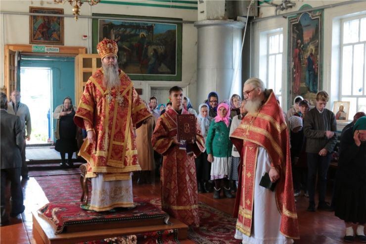 Епископ алатырский и порецкий феодор. Церковь хормалы Ибресинский район. Чувашия село хормалы. Настоятель храма Ибресинского района село хормалы. Церковь село хормалы.