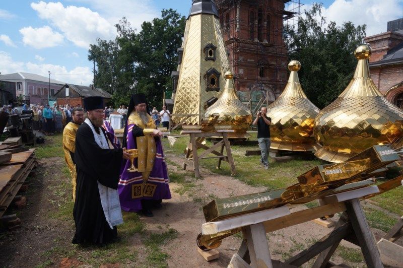 Освящение крестов и куполов для храма в честь Казанской иконы Божией Матери г. Алатырь