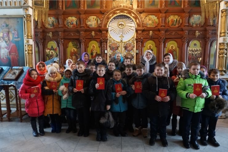 Нетскул алатырь. Храм Воздвижения Креста Господня г. Алатырь. Гимназия 6 Алатырь официальный сайт. Гимназия 6 Алатырь учителя. Гимназия 6 город Алатырь.