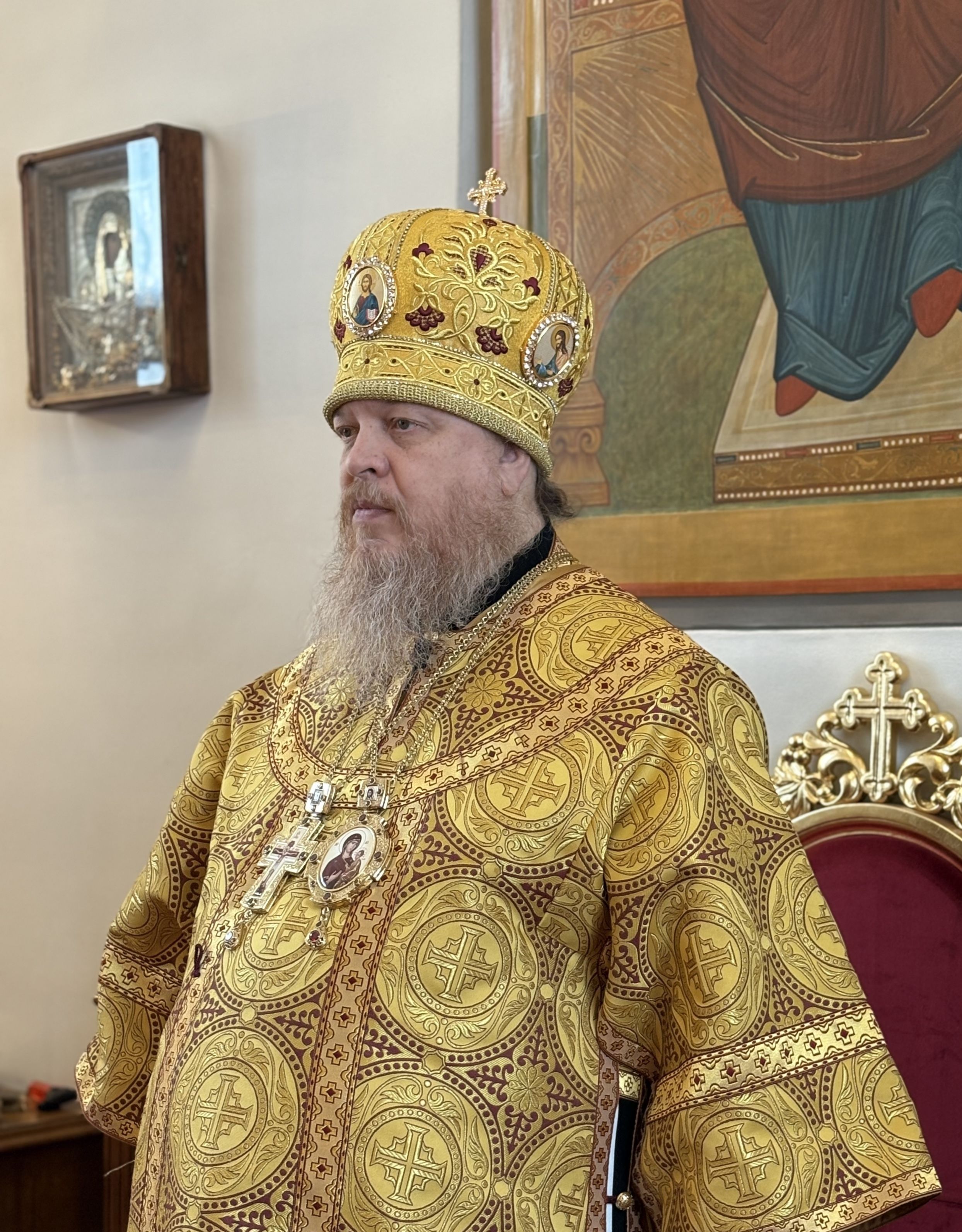 Решением Священного Синода изменен титул епископа Феодосия и он утвержден священноархимандритом Свято-Троицкого монастыря