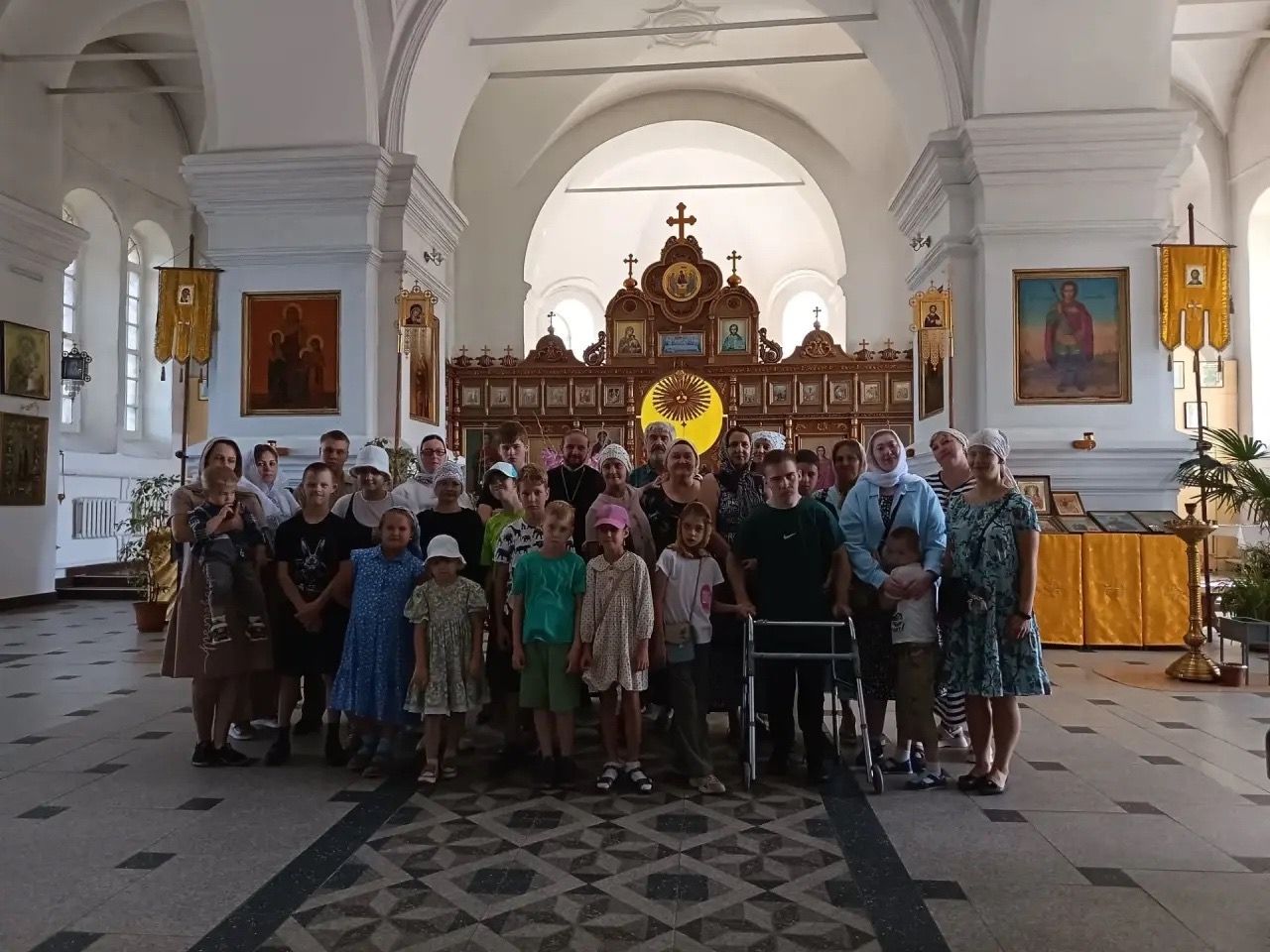 Воспитанники Центра "Лука" посетили храм апостола Иакова Алфеева в Алатыре
