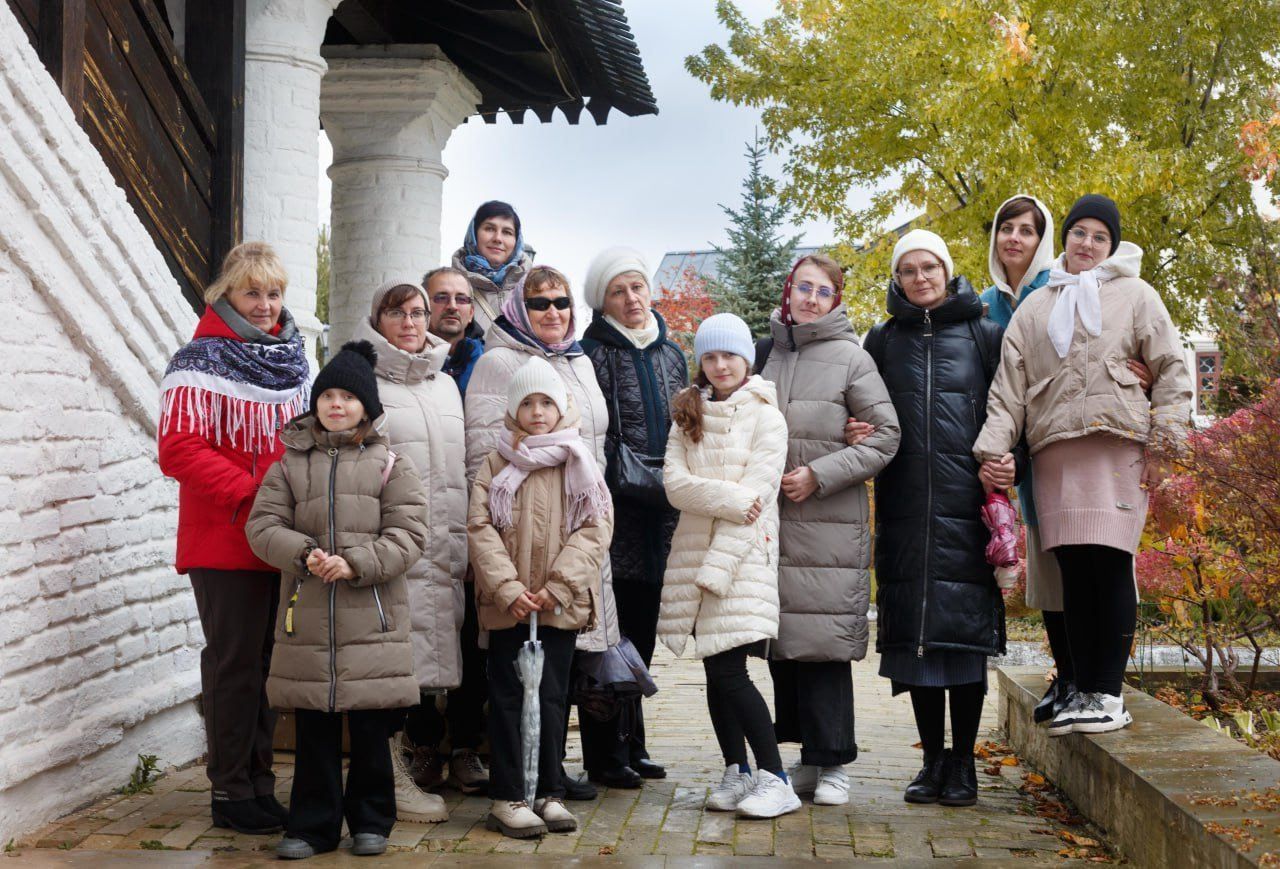 Паломники из Порецкого посетили благодатный остров-град Свияжск