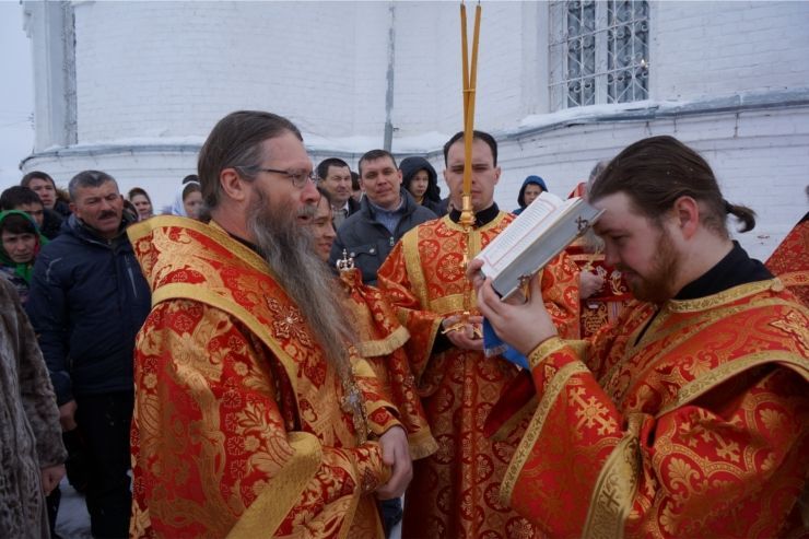 В день памяти священномученика земли Чувашской Михаила (Самсонова) Преосвященнейший Феодор, епископ Алатырский и Порецкий, совершил Божественную Литургию в храме Рождества Пресвятой Богородицы с. Раскильдино Аликовского района В день памяти священномученика земли Чувашской Михаила (Самсонова) Преосвященнейший Феодор, епископ Алатырский и Порецкий, совершил Божественную Литургию в храме Рождества Пресвятой Богородицы с. Раскильдино Аликовского района