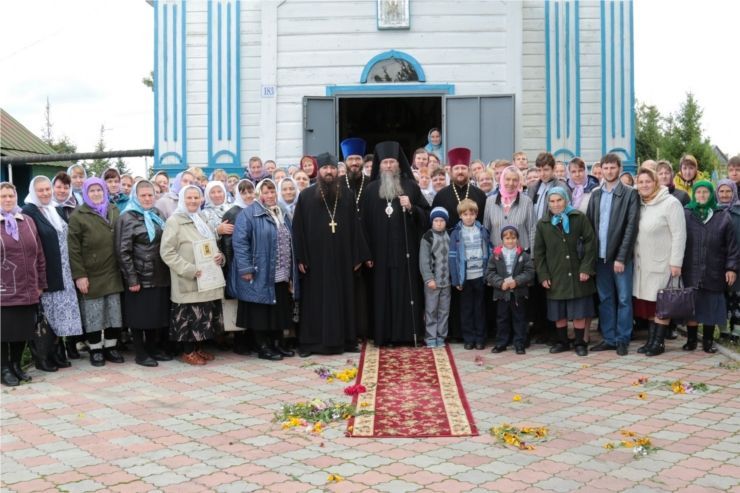 Епископ алатырский и порецкий феодор. Сыреси Чувашия. Сыреси Порецкий. Село Сыреси Порецкий район. Чувашская Республика Сыреси праздник.