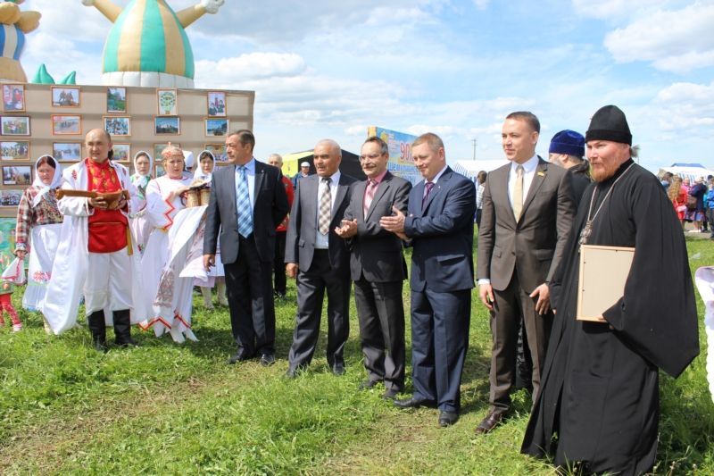 Праздник песни, труда и спорта "Акатуй" в Шемуршинском районе