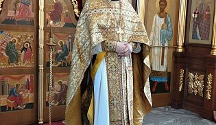 Епископ Алатырский и Порецкий Феодосий в 21-ю Неделю по Пятидесятнице совершил Божественную Литургию в кафедральном храме в честь Иверской иконы Божией Матери города Алатырь