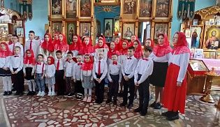 Пасха в Ибресях: воспитанники воскресной школы поздравили прихожан с праздником Воскресения Христова