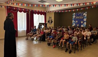 Настоятель храма Казанской иконы Божией Матери посетил летний лагерь при Новочурашевской СОШ