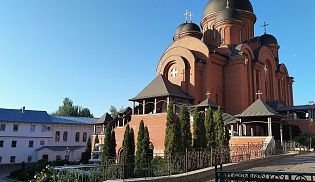 Главный федеральный инспектор по Чувашской Республике посетил Свято-Троицкий мужской монастырь в Алатыре и Рождественский скит. 