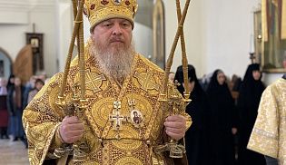 Управляющий Алатырской епархией в Неделю 20-ю по Пятидесятнице совершил Божественную Литургию в Свято-Троицком мужском монастыре города Алатырь