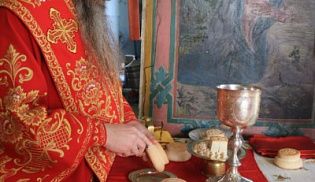 Божественная Литургия в день памяти священномученика Илии Хормалинского