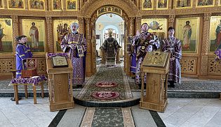 Управляющий Алатырской епархией в Неделю 4-ю Великого поста совершил Божественную Литургию в Киево-Николаевском Новодевичьем монастыре города Алатырь