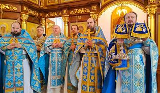 В Алатыре отметили Престольный праздник кафедрального храма в честь Иверской иконы Божией Матери