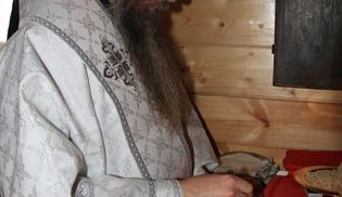 Епископ Феодор возглавил чин Великого освящения храма свт. Николая д. Кубня Ибресинского района