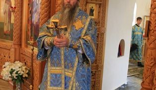 Божественная Литургия в день явления иконы Пресвятой Богородицы во граде Казани
