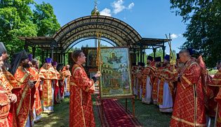Божественная литургия в день памяти Новомучеников и исповедников Российских на земле Чувашской просиявших
