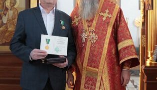 В день памяти сщмч. Харалампия и с ним мчч. Порфирия, Ваптоса и трех мучениц Преосвященнейший Феодор, епископ Алатырский и Порецкий, совершил Божественную Литургию в храме в честь Иверской иконы Божией Матери г. Алатырь