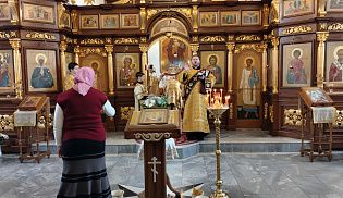 Управляющий Алатырской епархией в Неделю 27-ю по Пятидесятнице совершил Божественную Литургию в кафедральном храме в честь Иверской иконы Божией Матери города Алатырь