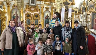 В гостях у батюшки: детсадовцы села Хормалы познакомились с историей праздника Покрова