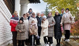 Паломники из Порецкого посетили благодатный остров-град Свияжск