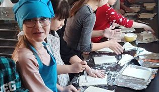 В воскресной школе села Батырево дети испекли постные круассаны для своих мам