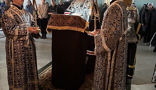 Управляющий Алатырской епархией совершил великое повечерие с чтением Великого покаянного канона прп. Андрея Критского в Киево-Николаевском Новодевичьем монастыре города Алатырь