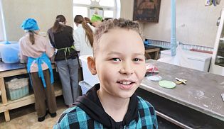 В воскресной школе села Батырево дети испекли постные круассаны для своих мам