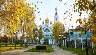 Епископ Алатырский и Батыревский Феодосий в праздник Покрова Пресвятой Богородицы сослужил главе Чувашской митрополии в Покровско-Татианинском соборе г.Чебоксары
