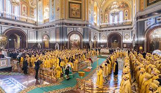В пятнадцатую годовщину интронизации Святейшего Патриарха Кирилла в Храме Христа Спасителя совершена Божественная литургия