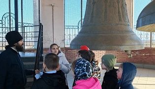 Пасхальная экскурсия в Свято-Троицком монастырь