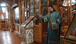 Епископ Алатырский и Порецкий Феодор совершил Божественную Литургию в Свято-Троицком храме с.Тойси