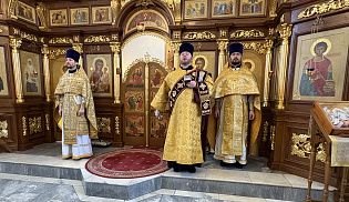 Управляющий Алатырской епархией в Неделю о блудном сыне и в день празднования Собора новомучеников и исповедников Церкви Русской совершил Божественную Литургию в кафедральном храме в честь Иверской иконы Божией Матери города Алатырь