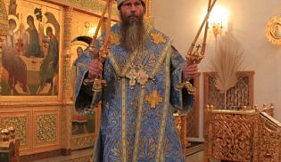 Божественная Литургия в Свято-Троицком мужском монастыре г. Алатырь