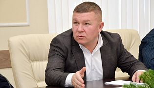 Благочинный Батыревского округа принял участие в заседании Совета по межнациональным и межконфессиональным отношениям