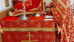 Епископ Алатырский и Порецкий Феодосий в Неделю святых жен-мироносиц совершил Божественную Литургию в Свято-Троицком мужском монастыре города Алатырь