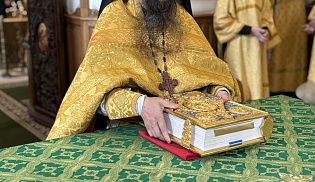 Управляющий Алатырской епархией в Неделю 4-ю по Пятидесятнице совершил Божественную Литургию в Свято-Троицком мужском монастыре города Алатырь