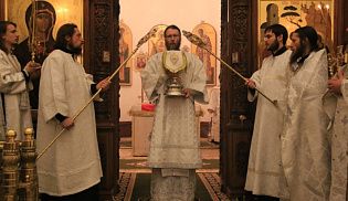 В Рождество Христово епископ Феодор совершил Рождественское богослужение в Свято-Троицком мужском монастыре г. Алатырь